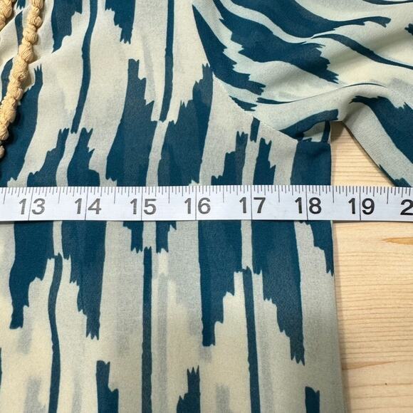 Maeve Top 2 Green Arrow Print Western Rohana V-Neck Long Sleeve Lightweight - Picture 12 of 13